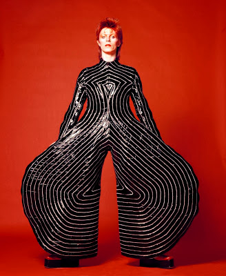 11.+Ziggy+Stardust2[1]